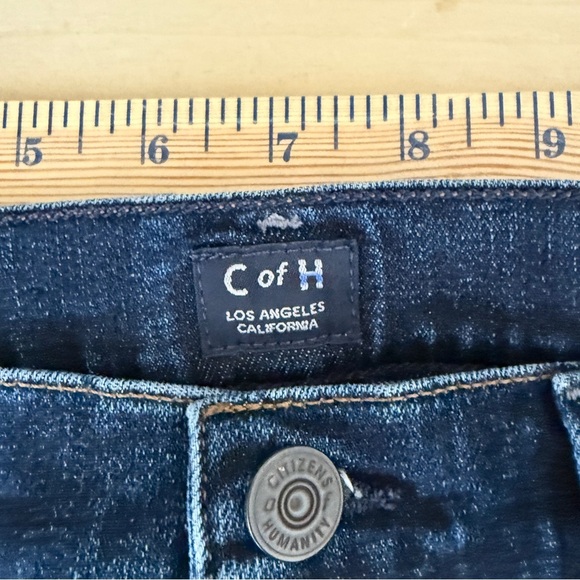 Citizens of Humanity Dark Wash - Straight Leg Jeans - Picture 2 of 11